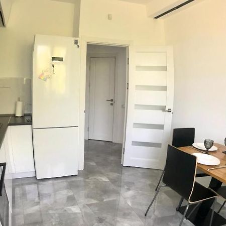 Затишні Та Просторі Апартаменти В Новобудові Ternopil Exterior photo